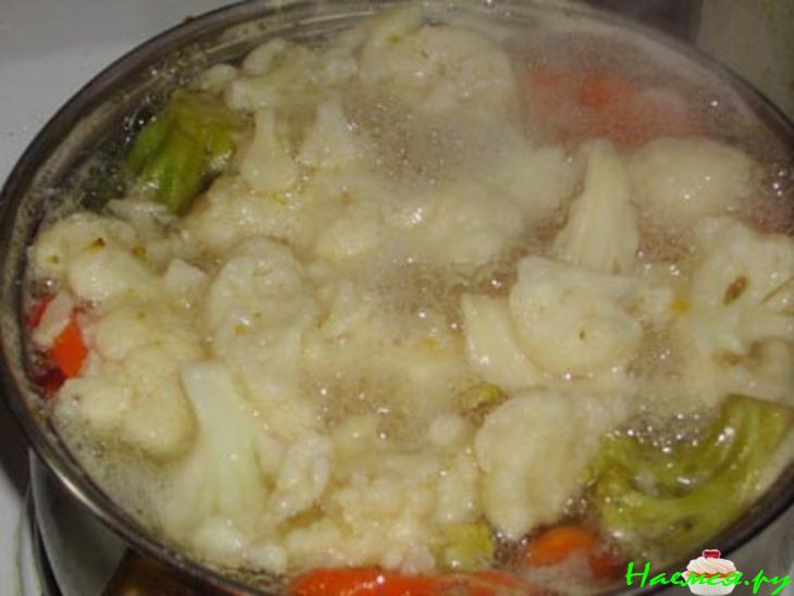 Брокколи, цветная капуста жаренные