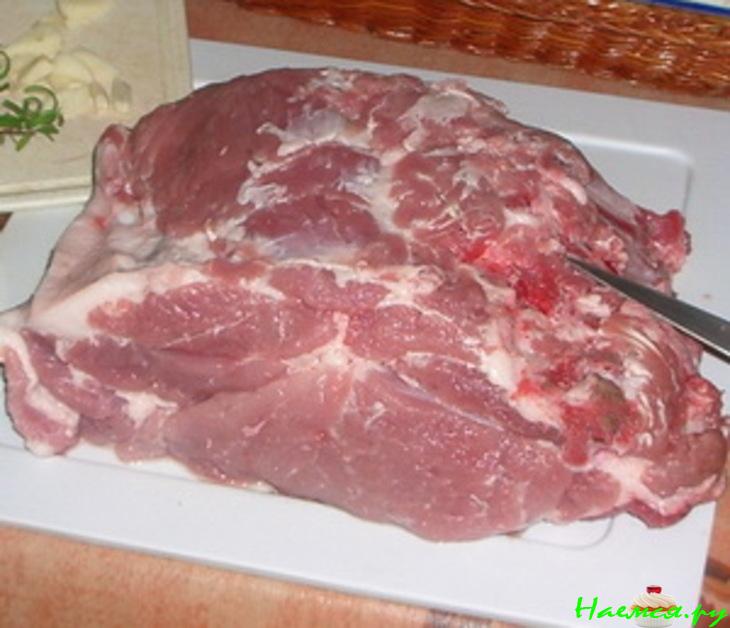Запеченная свинина с травами