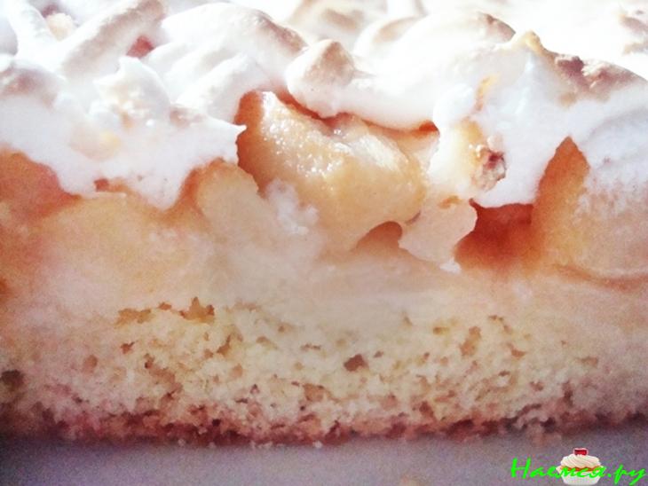 Грушевый пирог под воздушной шапочкой Грушевый пирог под воздушной шапочкой