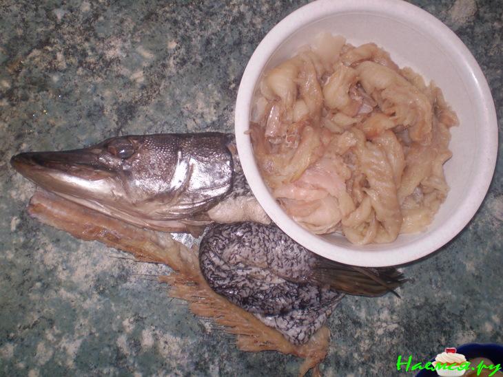 Фаршированная праздничная щука