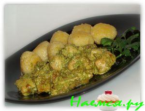 Курица в миндально-кориандровом соусе