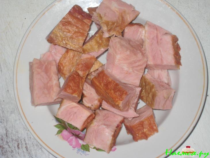 Гороховый супец с копчеными ребрышками Гороховый супец с копчеными ребрышками