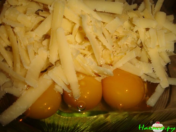 Пенне с мясным соусом и яйцом "Пашот" Пенне с мясным соусом и яйцом "Пашот"