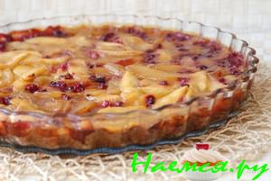 Ванильный тарт с яблоками и брусникой