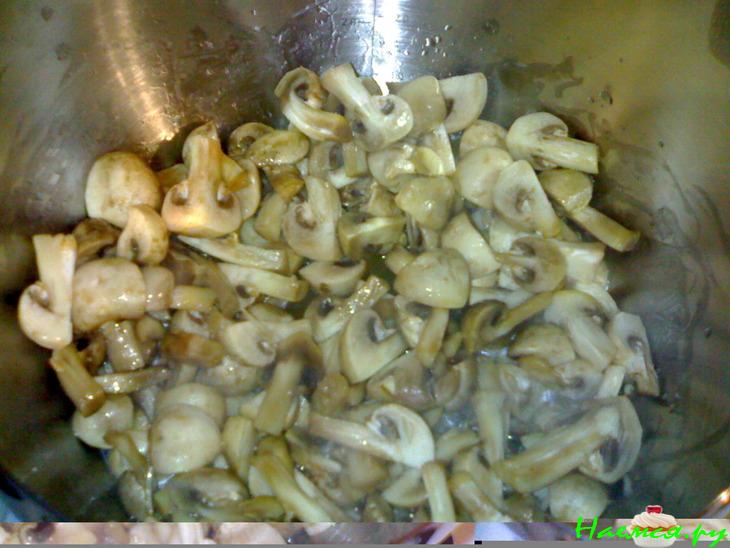 Суп грибной с кабачками