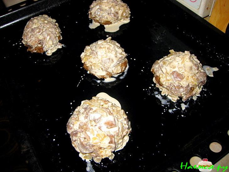 Котлеты в шапочках