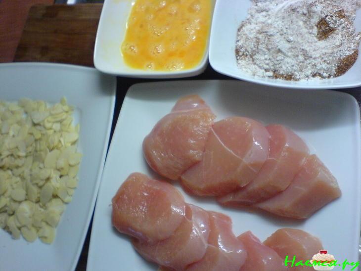 Кому рыба, кому курица