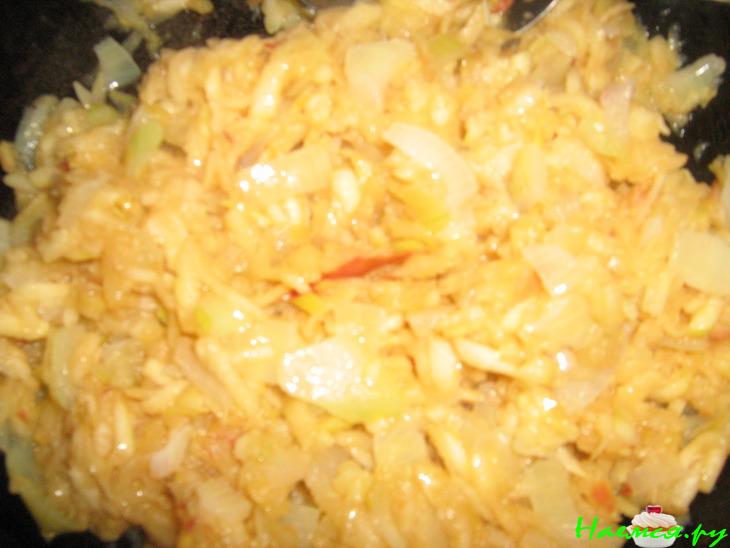 Постные пирожки с луком и...яблоками