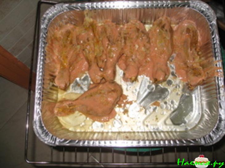 Куриные ножки со специями под соусом Куриные ножки со специями под соусом