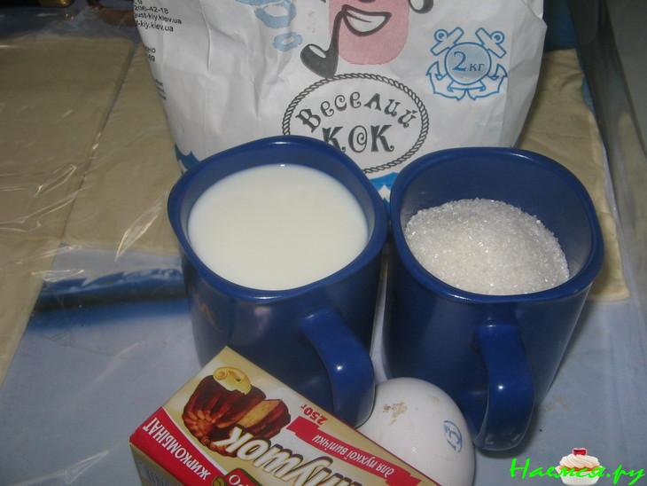 Торт "Наполеон" из готового теста Торт "Наполеон" из готового теста