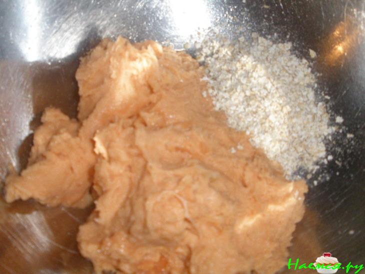 Лососевые котлетки под соусом