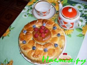 Пирог с маком и изюмом