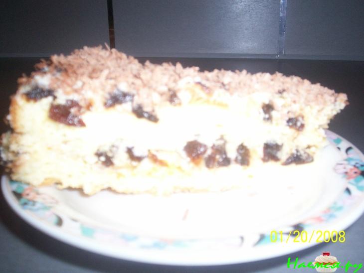 Торт бисквитный с черносливом и орехами "Очарование" 