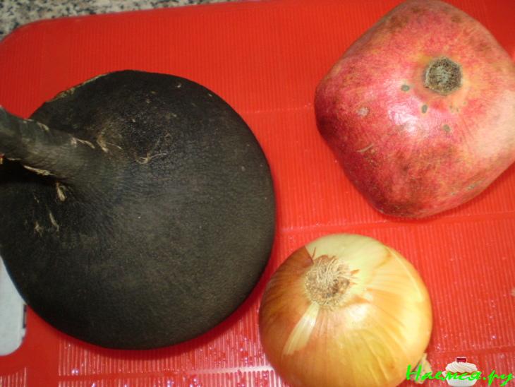 Салат "Февраль" с говядиной и редькой