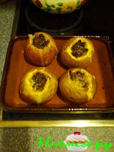 Яблоки запеченные с изюмом