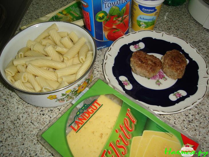 Макароны с котлетой по-хитрому Макароны с котлетой по-хитрому