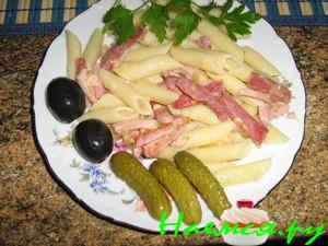 Макароны с окороком и сыром