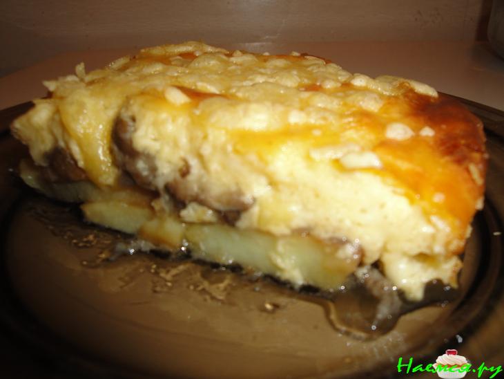 Картофельно-грибная запеканка с кремом бешамель