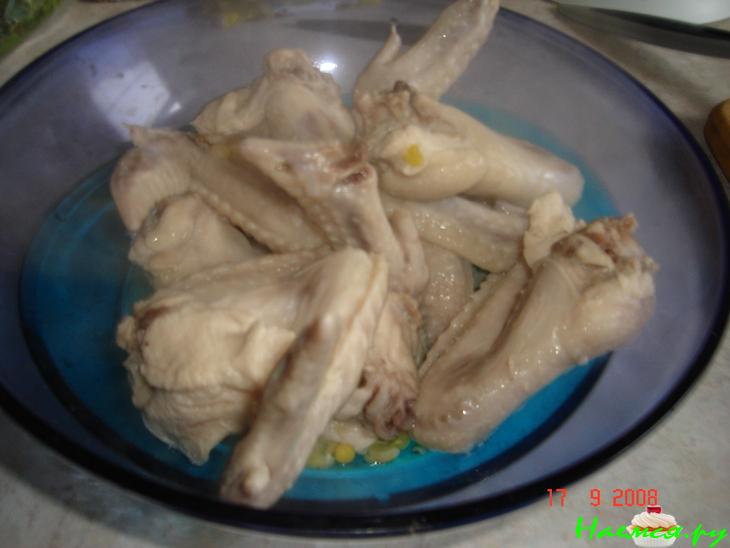 Гороховый суп с куриными крылышками