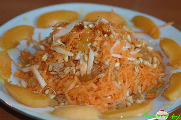 Салат с пророщенной пшеницей