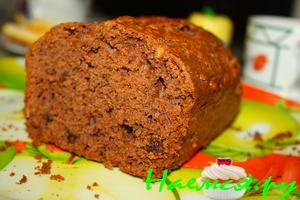 Кекс шоколадный с изюмом