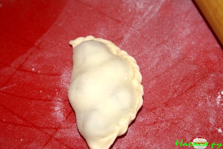 Вареники с вишней на кефире