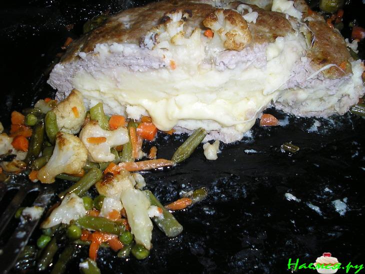 Вулкан на полянке