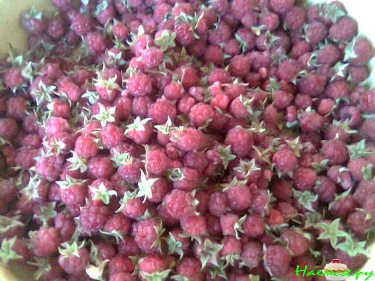 Малина в собственном соку