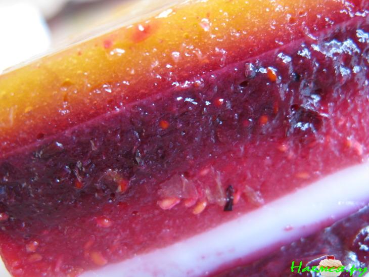 Фруктово-ягодный слоёный торт-желе