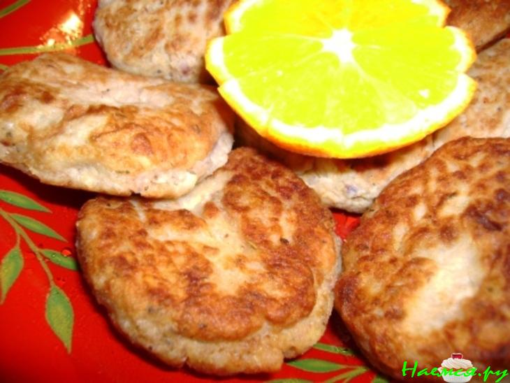 Рыбные котлетки из сайры и риса