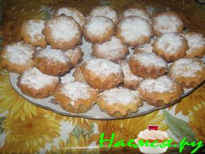 Кексики творожные с изюмом и кокосовой стружкой Кексики творожные с изюмом и кокосовой стружкой