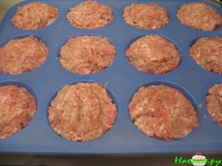 Мясные "маффины" с начинкой