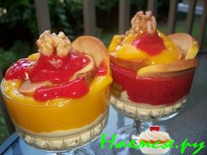 Холодный фруктово-творожный десерт с коньяком