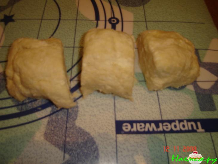 Рыбный пирог с консервированной сайрой