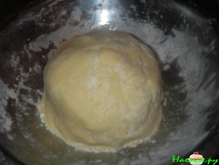 Песочный пирог с яблоками и лаймом