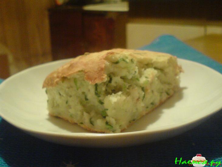 Несладкий кабачковый пирог