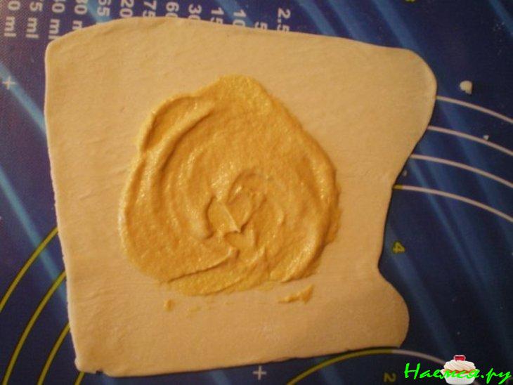 Горчично-сырные пирожки