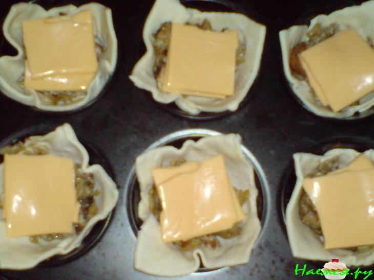 Грибные корзинки с шалфеем и сыром