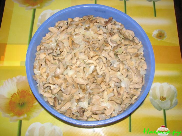 Грибной пирог "Пальчики оближешь"