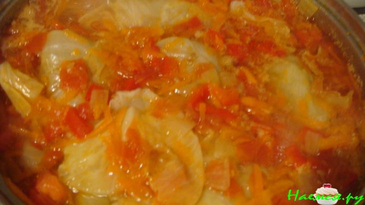 Голубцы с овощной подливкой