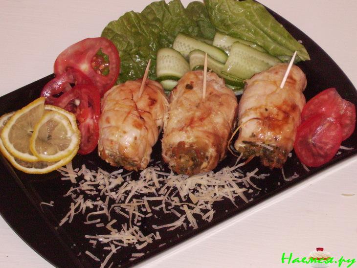 Куриные рулетики со свежими грибами