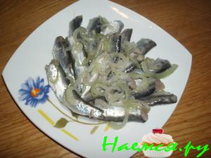 Маринованная салака