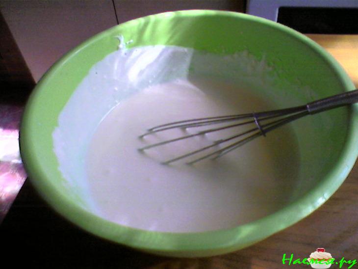 Пирог с вишней и творогом