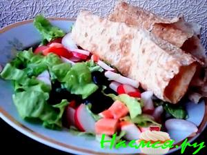 Салат крабовый с лавашом