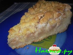 Песочный пирог с яблоками и лаймом