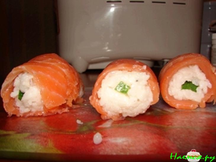 Рыбная закуска а-ля роллы Рыбная закуска а-ля роллы