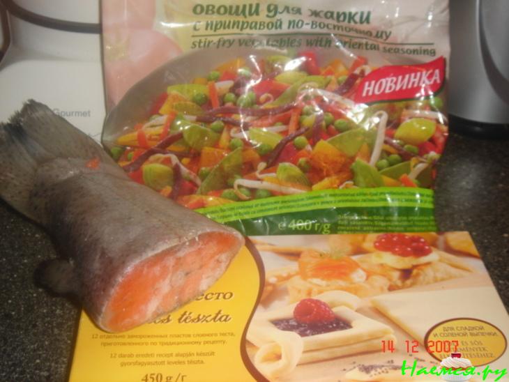 Финский рыбный пирог-расстегай с лососем и овощами