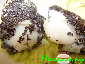 Белая рыба в маковой панировке Белая рыба в маковой панировке