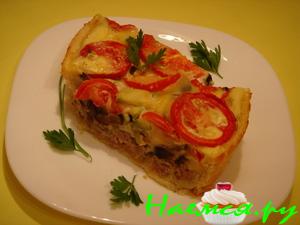 Киш с фаршем и овощами