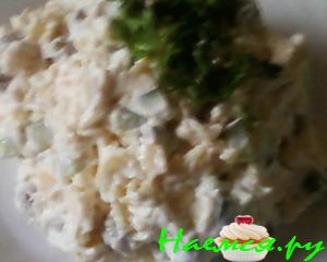 Салат простой с вермишелью быстрого приготовления